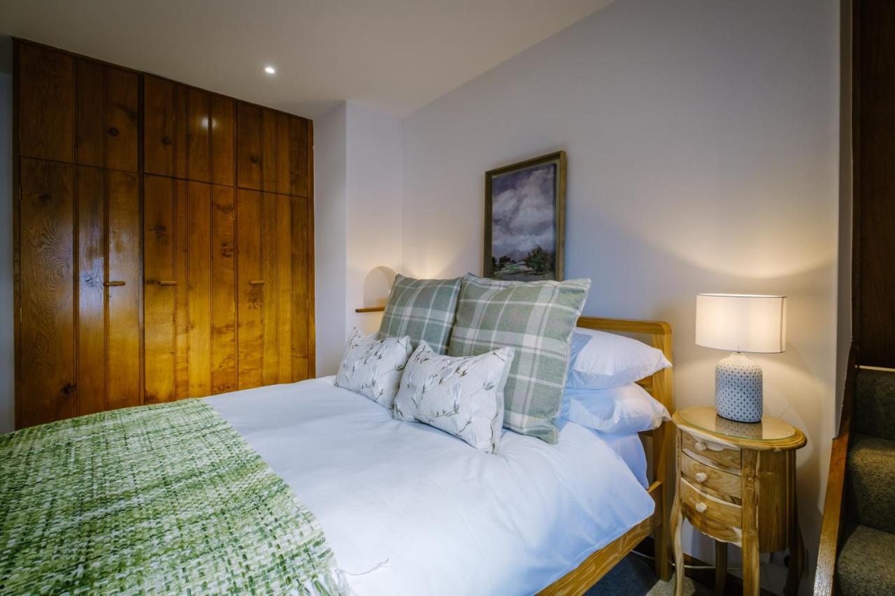 Beautiful Grade 2 Listed Building - West Wing Villa Bowness-on-Windermere Kültér fotó